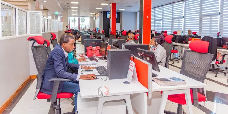 Customers wKenya Revenue Authority offices